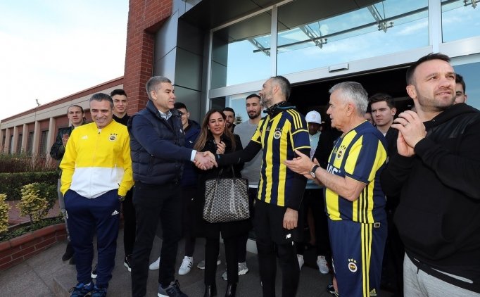 Fenerbahçe'ye Destek Için İzmir'den İstanbul'a Koştu