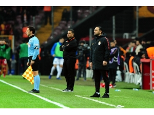 Takımın Başında Hasan Şaş Yer Aldı