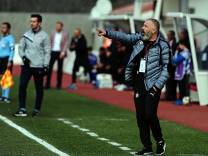 Spor Toto 1. Lig: Ümraniyespor: 2 - Altay: 3