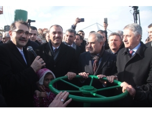 Bakan Dönmez: “Ruhsatları Aldık, Sudan’da Altın, Özbekistan’da Değerli Metaller Arayacağız"