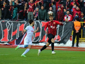 Spor Toto 1. Lig: Eskişehirspor:0 - Giresunspor:0