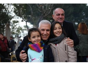 Chp’nin Bursa Adayı Bozbey Gençlerle Buluştu