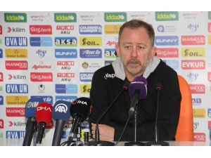 Sergen Yalçın: ”Ligde İkinci Yarıya Başlangıcımız Gayet İyi”