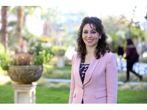 Eliniz Üşüyorsa Bol Su Tüketmeyi Unutmayın