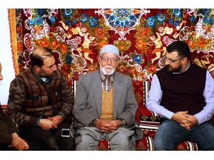 Kitam Sohbetleri Devam Ediyor