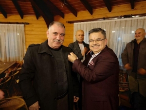 Bağımsız Belediye Meclis Üyesi Ak Parti’ye Geçti