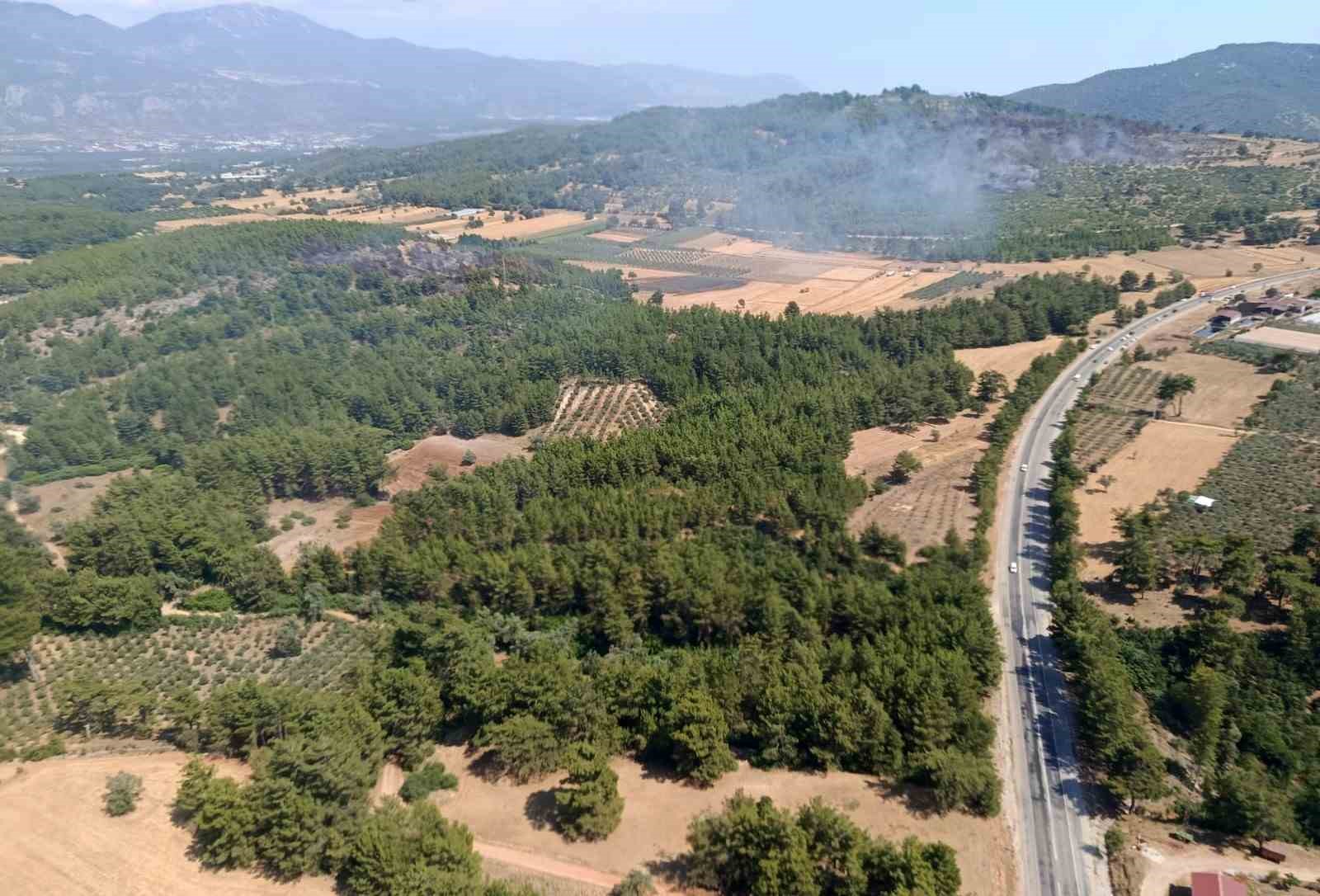 seydikemer-deki-orman-yangini-kontrol-altina-alindi