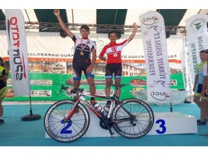 Funda Taşkın Ve Davut Duman Milli Takım Kampına Katıldı