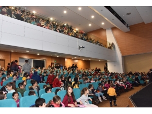 Çocuk Sinemaları Yoğun İlgi Görüyor