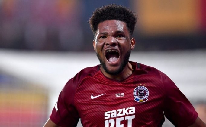 Tetteh: "maaşımdan Kesin, Prag'ı Ikna Edin"