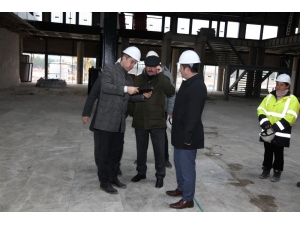 Bayram, Kongre Merkezini Denetledi