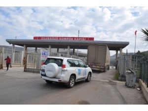 Bm’den Suriye’ye 25 Tırlık İnsani Yardım