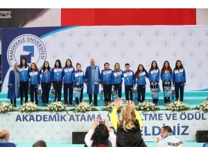 Paü Sbf’nin Bilim Ve Spor Alanındaki Başarıları Göz Doldurdu