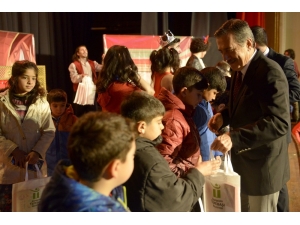 Karne Hediyelerini Başkan Ataç’tan Aldılar