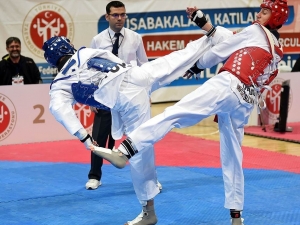 Büyükler Türkiye Taekwondo Şampiyonası, Konya’da Başladı