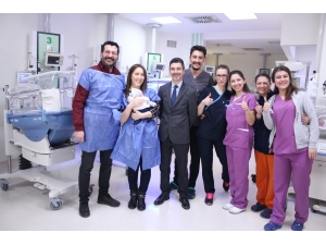 ’Kanguru Bakımı’ Yöntemiyle ’Diren’di