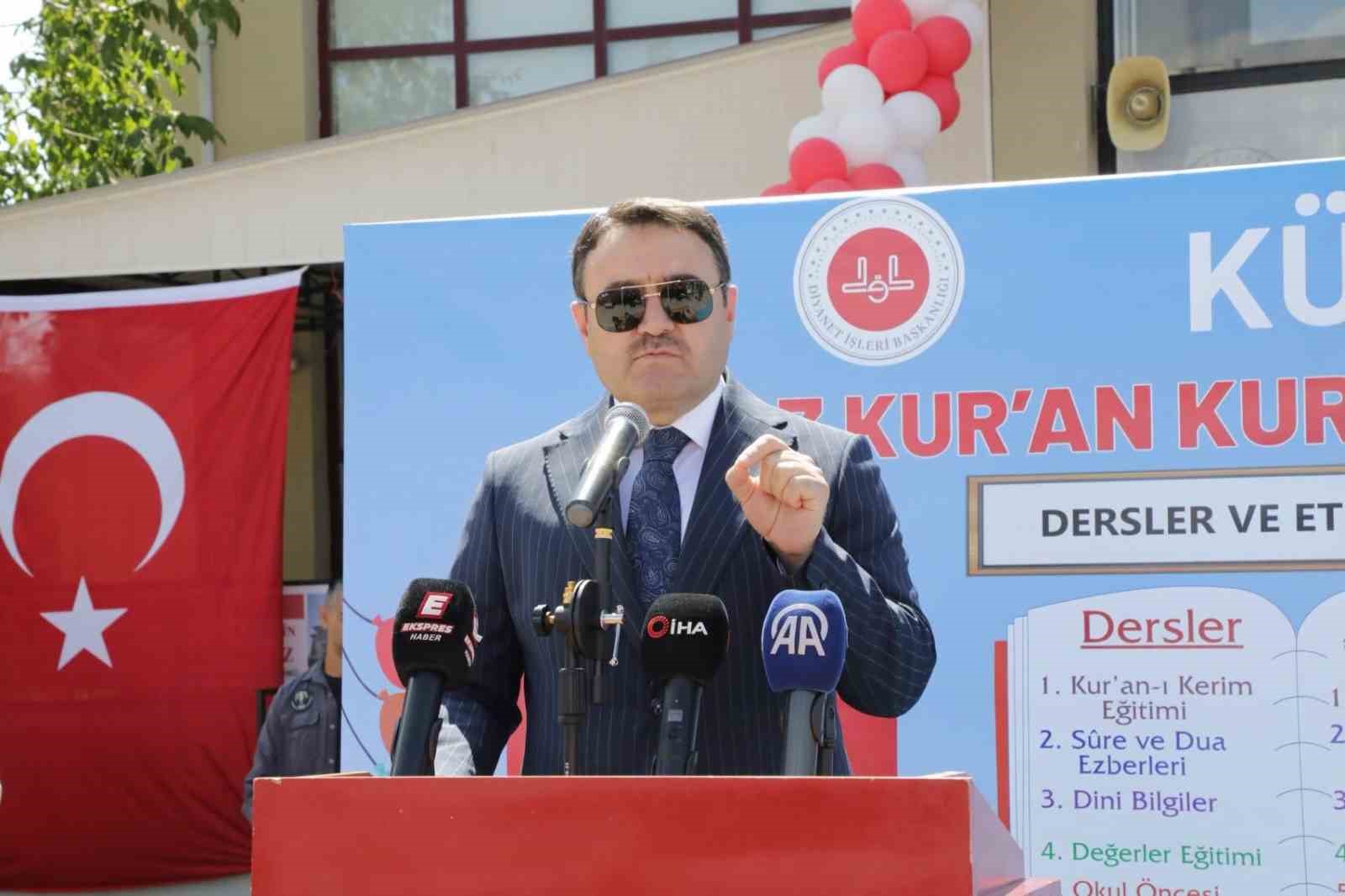 vali-isin-cocuklari-korumanin-tek-yolu-islami-ahlak-ve-terbiyedir