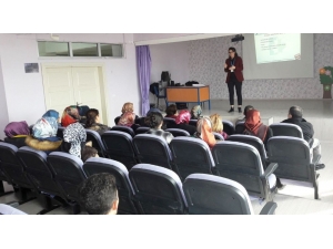 İzmit’te Bir Yılda 8 Bin Kadına Eğitim