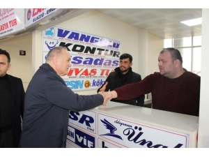 Başkan Adayı Özlü, Terminalde İncelemelerde Bulundu