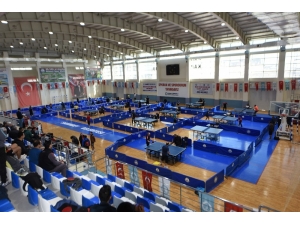 Masa Tenisi Dostluk Ligi Şahinbey’de Yapıldı