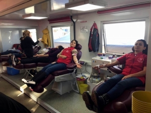 Gençler Kan Bağışında Bulundu