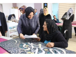 Görme Engelli Öğrencilere Dişital Kuranı Kerim Seti