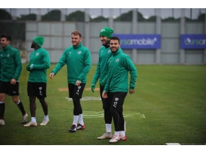 Kayseri Maçı Öncesi Bursasporlu Futbolcuların Moralleri Yerinde