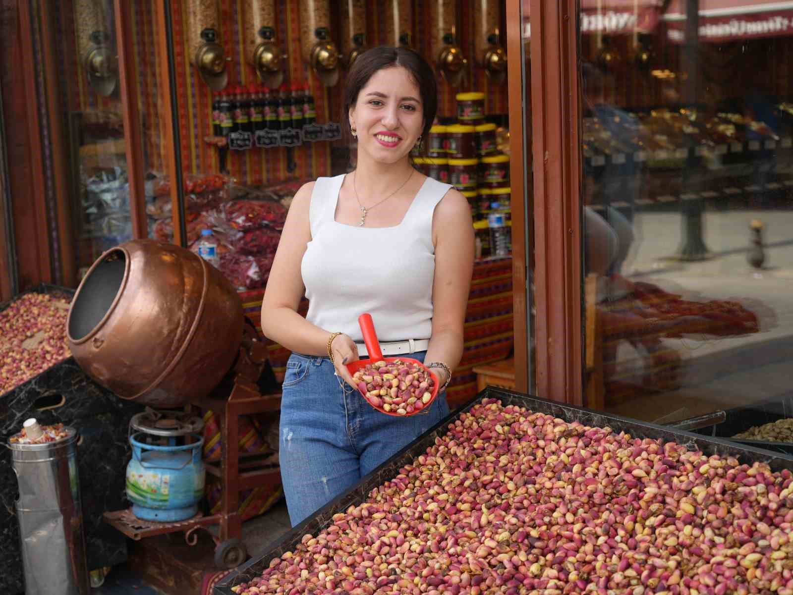 gaziantep-te-yesil-altin-tezgahtaki-yerini-aldi