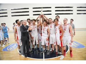 Ege’li Öğrencilere 94 Ödül