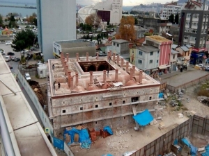 Tarihi Yapılar Restore Ediliyor