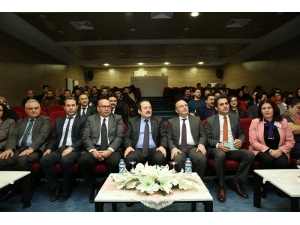 Vali Pehlivan Yeni Doğan Canlandırma Eğitim Programı Sertifika Törenine Katıldı