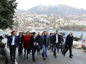 Zeybekci: “Gümbür Gümbür Değil Çisil Çisil Bir Seçim Kampanyası Yapacağız”