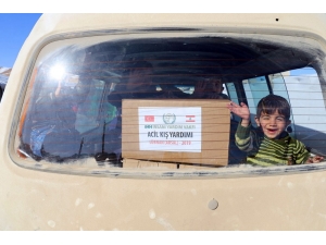 Türkiye’den Lübnan’daki Arsal Kampına Yardım