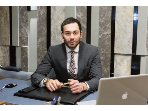 Körfez Ülkeleri Gösterişli, Avrupa Sade Ve Şık Tasarımlı Araçları Tercih Ediyor