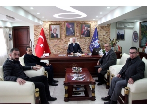 Kütahyaspor’dan Başkan Saraçoğlu’na Ziyaret