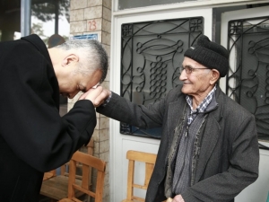 Ak Parti’li Mustafa Savaş’tan Büyükşehre Bütçe Eleştirisi