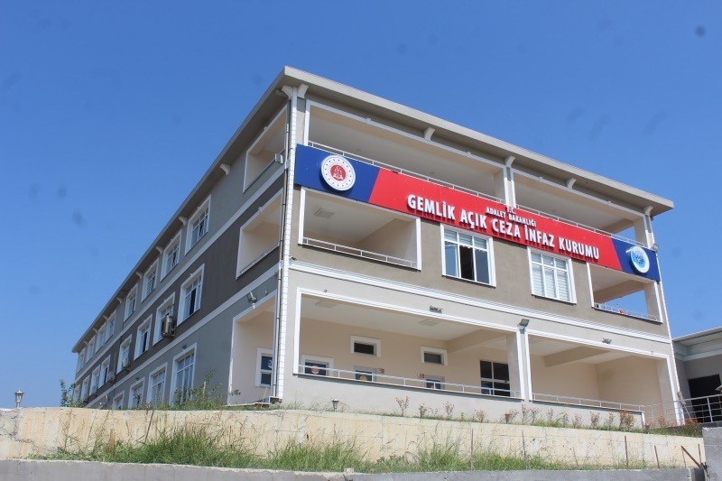 bursa-da-elektrik-akimina-kapilan-firari-hukumlu-yasamini-yitirdi