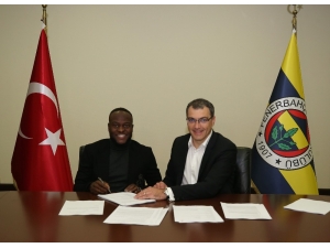 Victor Moses Resmen Fenerbahçe’de