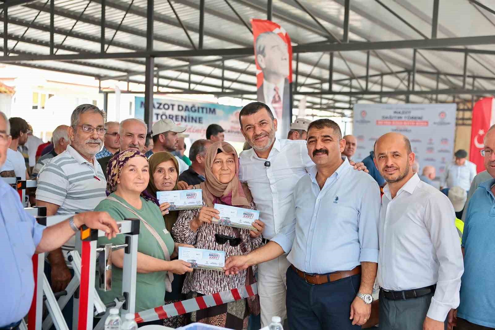 10-bin-66-ureticinin-yuzunu-gulduren-projede-sahada-dagitim-takvimi-isliyor