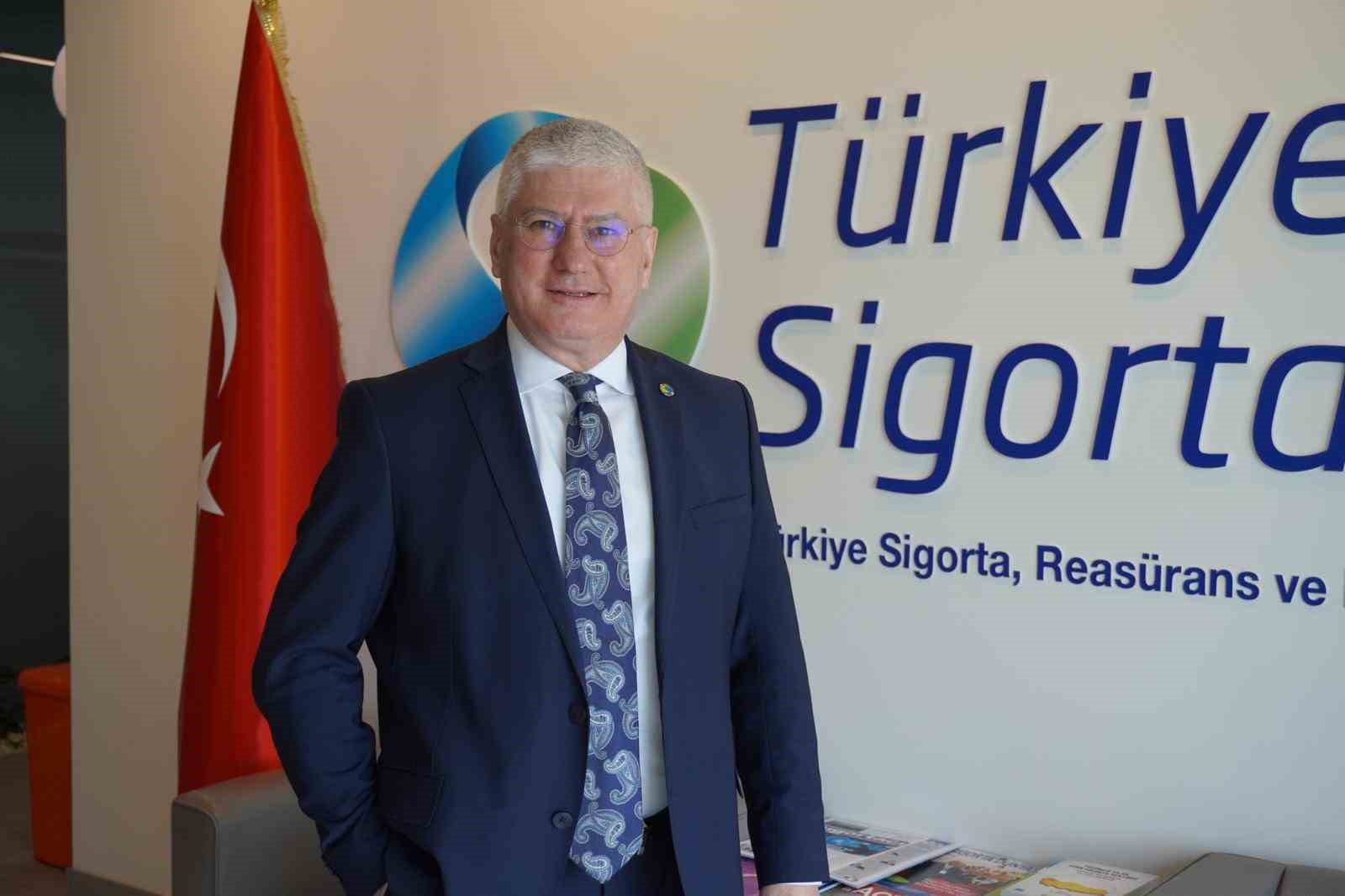 tsb-baskani-yasar-sigorta-sektoru-ovp-hedeflerinin-gerceklesmesine-katki-saglayacak-stratejik-sektorlerin-basinda-gelmektedir