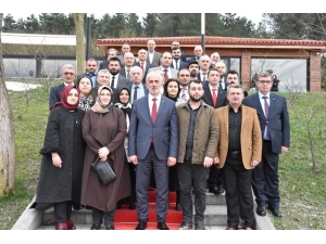 Ak Parti’de Görev Dağılımı Yapıldı