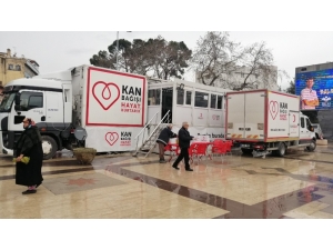 Minik Öykü İçin Kan Verdiler