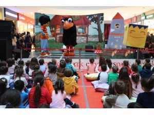 Çocuklar Hayallerindeki Kahramanlarla Espark’ta Buluştu