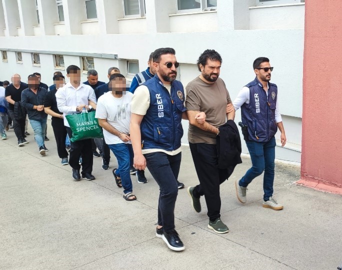 5-liralik-havala-sistemiyle-milyonlarca-lira-aklandi
