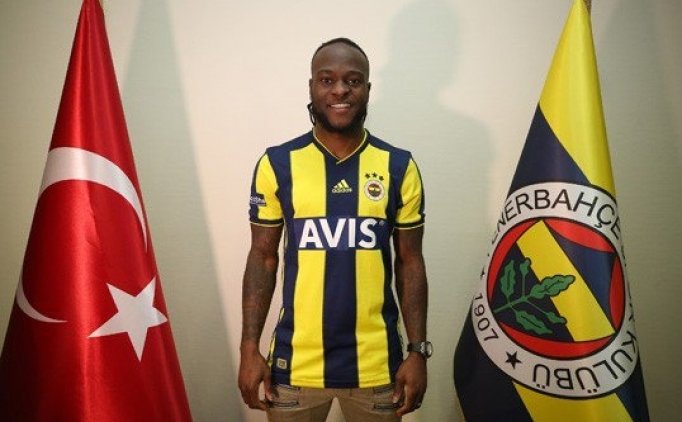 Emenike, Fenerbahçe'nin Moses Transferini Yorumladı
