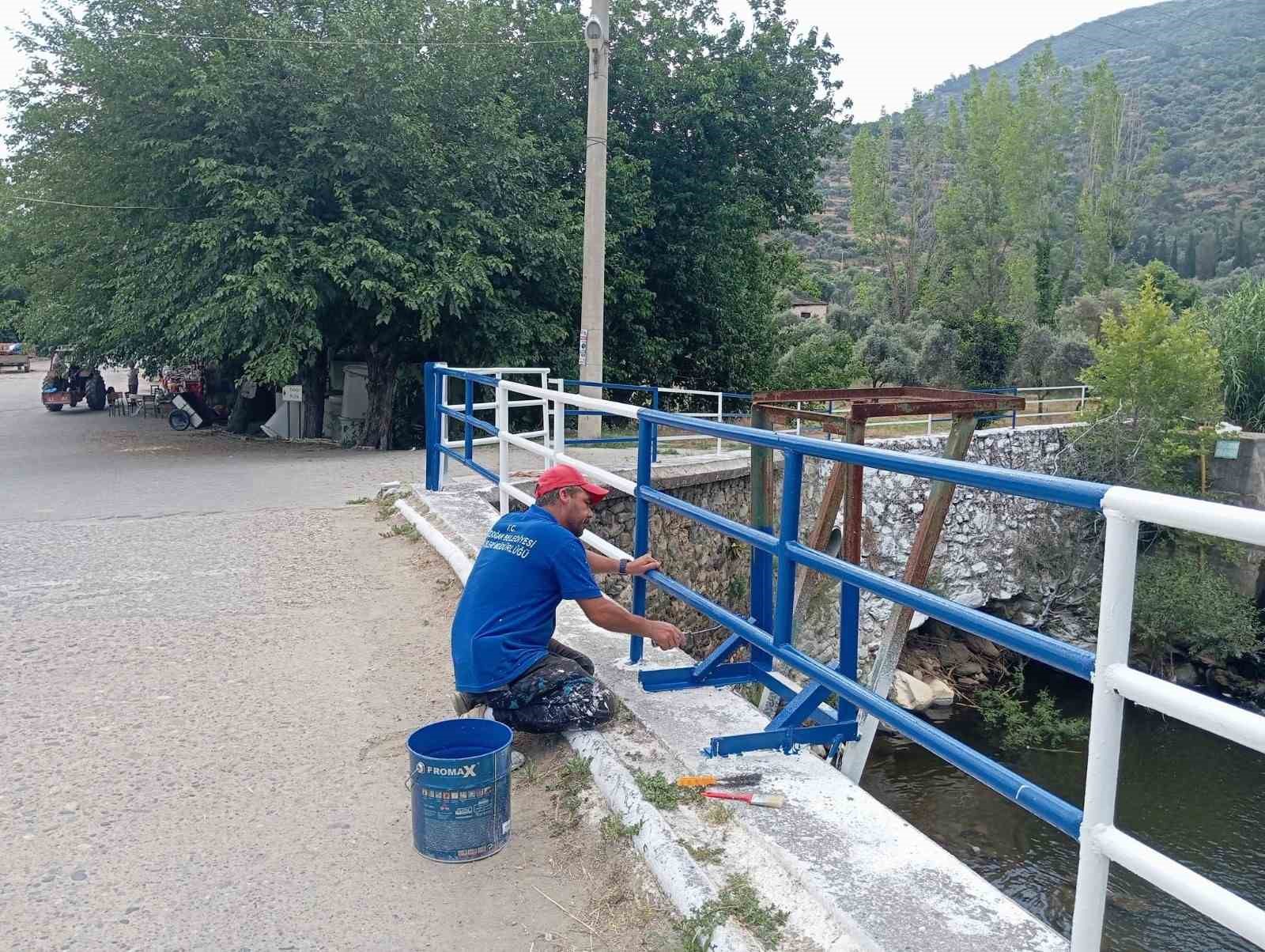 bozdogan-belediyesi-nden-kazandere-de-korkuluk-ve-tel-orgu-calismasi