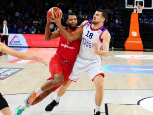 Tahincioğlu Basketbol Süper Ligi: Anadolu Efes: 92 - Galatasaray Doğa Sigorta: 82