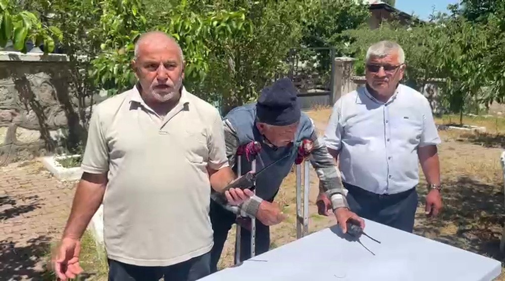 gsm-sebekesi-cekmeyen-koyde-kurduklari-telsiz-sisztemiyle-haberlesiyorlar