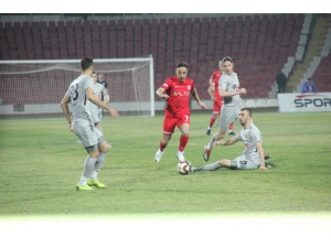 Spor Toto 1. Lig: Balıkesirspor Baltok: 3 - Eskişehirspor: 1
