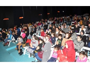 “Annemin Yarası”na Aliağalı Sinemaseverlerden Tam Not